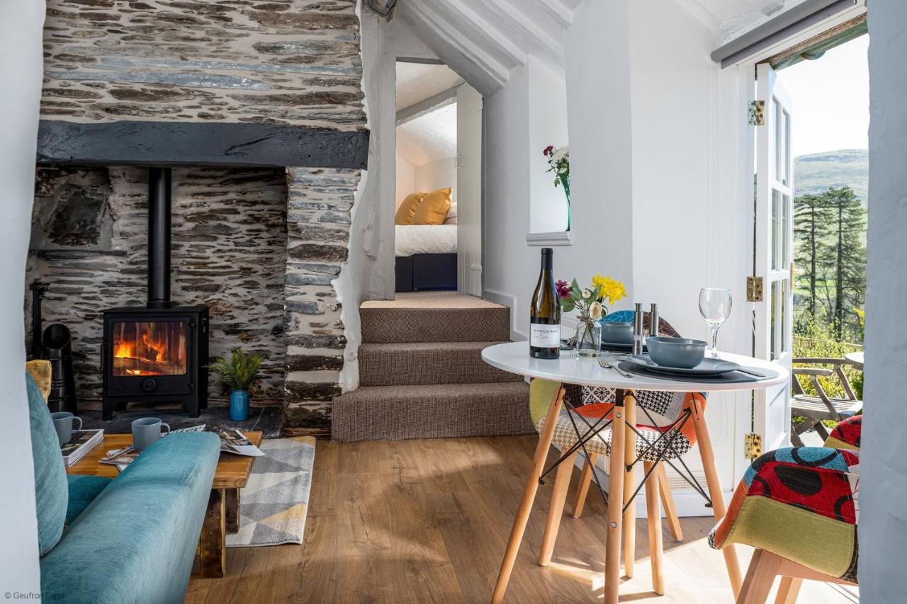 Farmhouse & Cottage At Geufron Farm - Dog Friendly Bryn-crug Kültér fotó