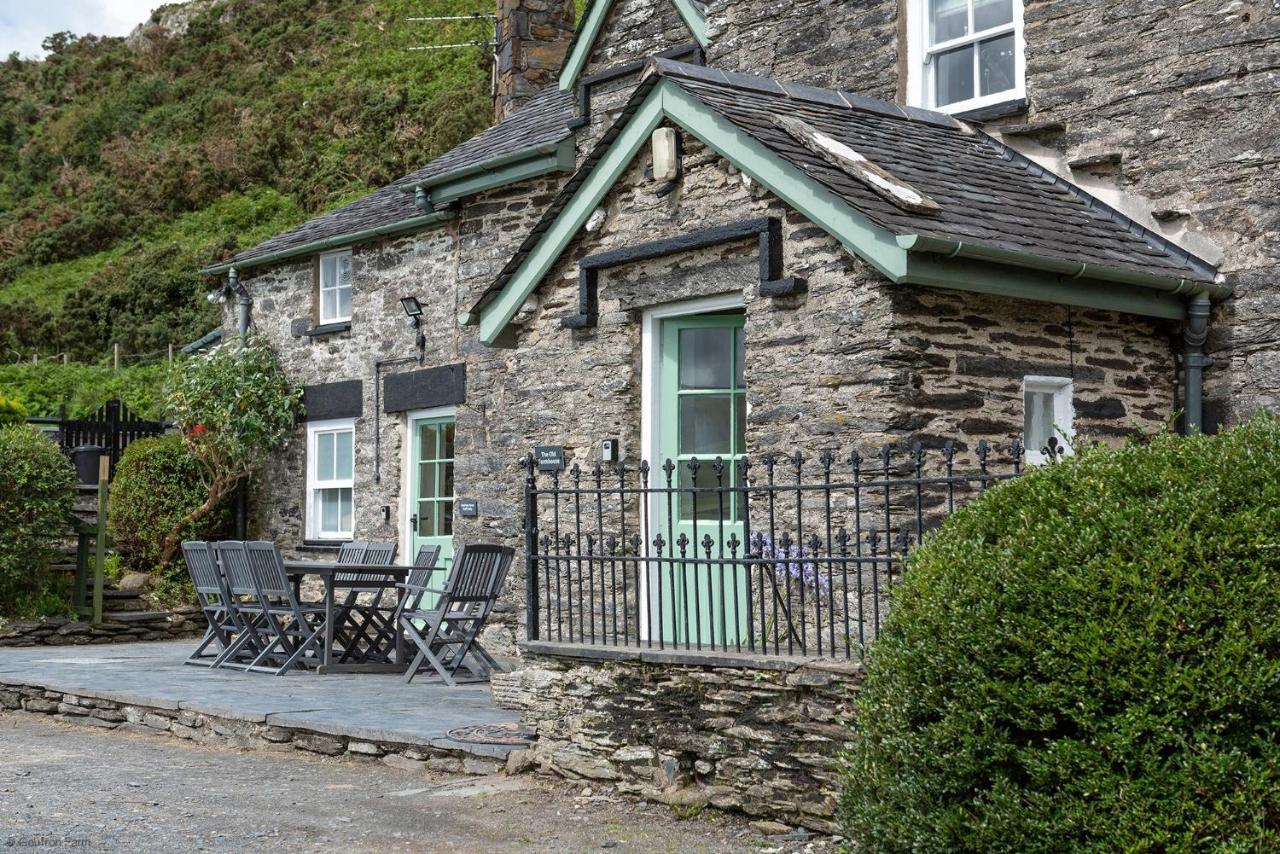 Farmhouse & Cottage At Geufron Farm - Dog Friendly Bryn-crug Kültér fotó